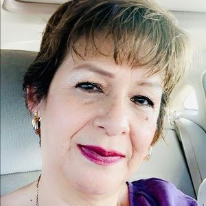 Meet your Posher, Rocio